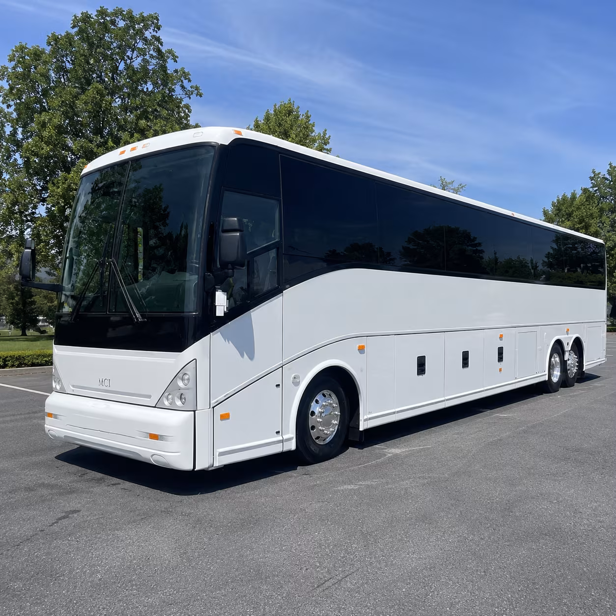 bus rental options for deltona trips