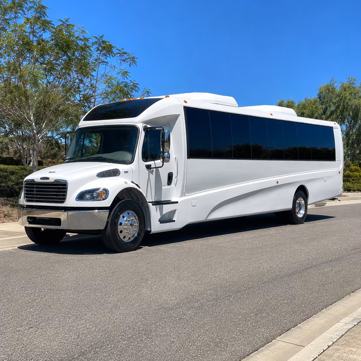 deltona 15 passenger minibus