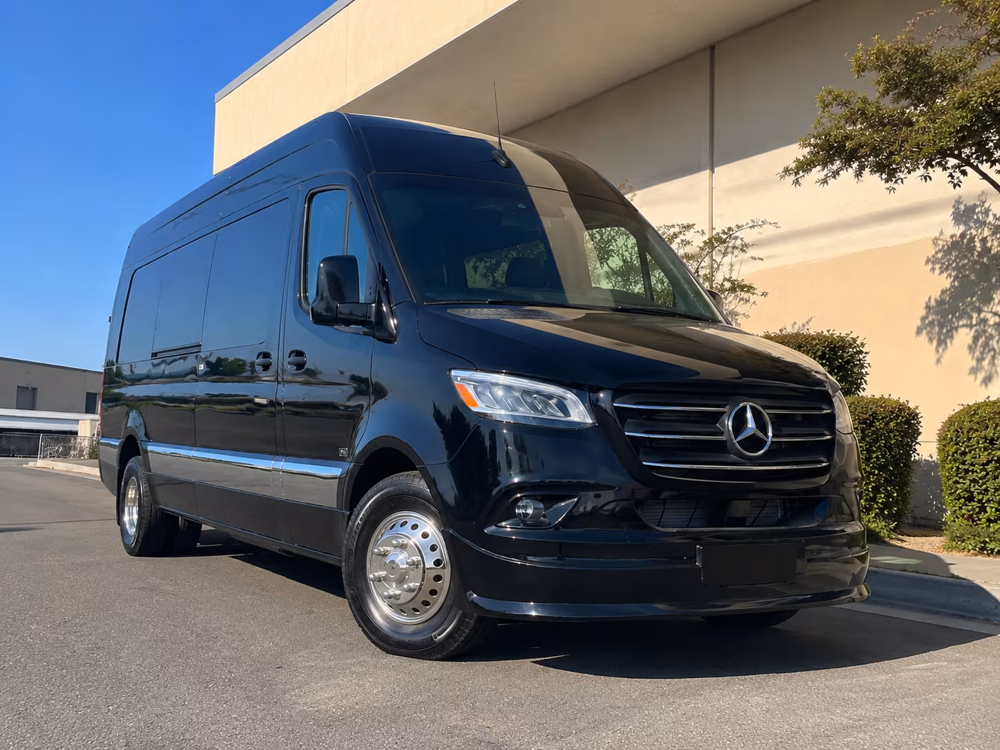 deltona airport transportation onboard seating