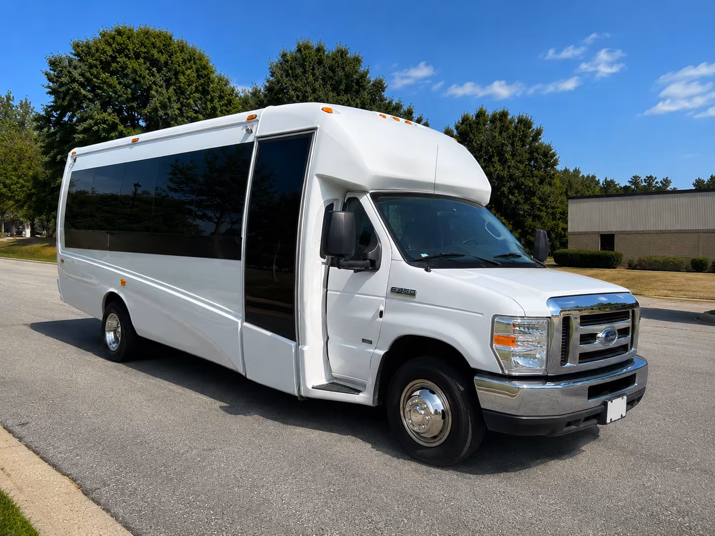 minibus rentals for smaller deltona prom groups