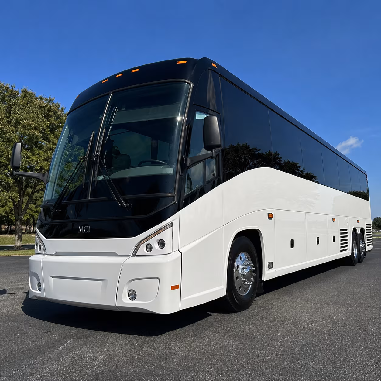 shuttle buses for deltona business parks and office campuses